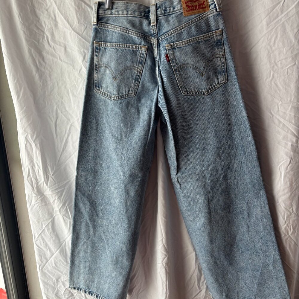 Levi's Womens 94 Baggy Wide Leg Not in the mood color size waist 25 length 31 - Picture 4 of 5